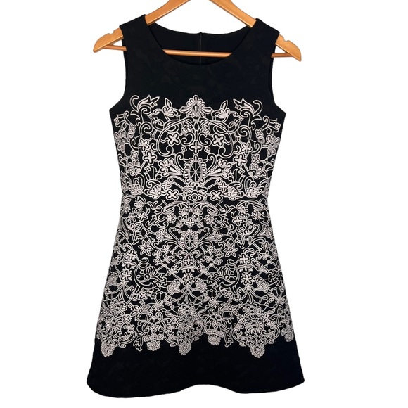 Floral Embroidered Black & White Sleeveless Dress. Size Small. - Picture 1 of 12